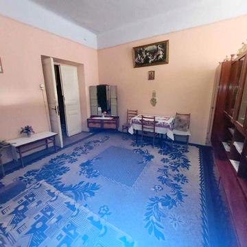 1 кімнатна квартира (центр) м. Камянка-Бузька