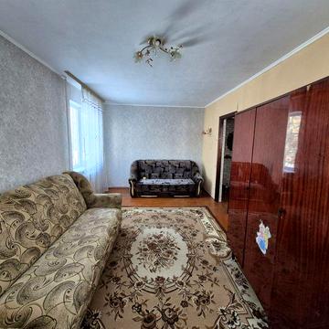 Здається в оренду 1 кімнатна квартира на Зеленій