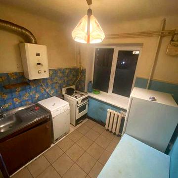 Оренда 1о кімн квартира Г. Безручка