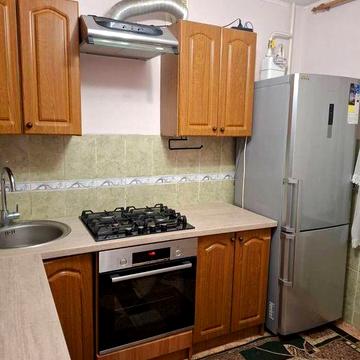 Здам хорошу 1 кімнатну квартиру на Озерній!