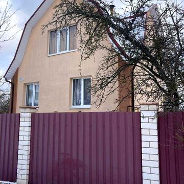 Будинок-Дача Метро Славутич Перший шлюз Вишнева 5