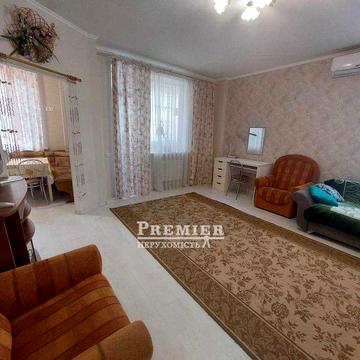 Продам однокімнатну квартиру на Бочарова