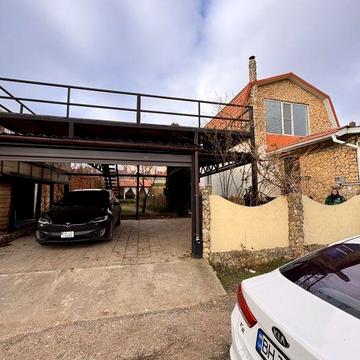 Дом с подвалом и баней