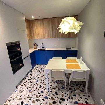 Срочно сдам 2 ком.кв.ул.Днепровская набережная 16Г ЖК.Seven