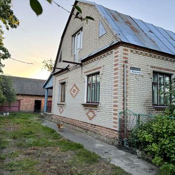 Продається будинок у Воля- Ковельській,2 поверхи,річка,— $ 65000