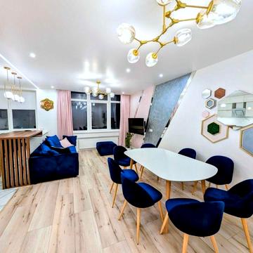 П #700;ятикімнатна квартира в ЖК 49 Жемчужина