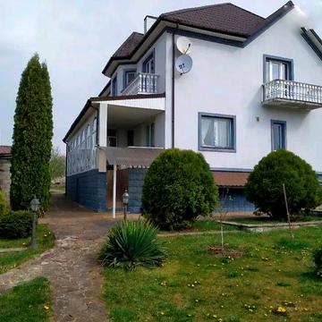 Продам 4-кімнатний будинок на Боярці