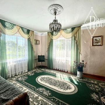 Продаж будинку у житловому стані у мальовничому місці поруч з річкою