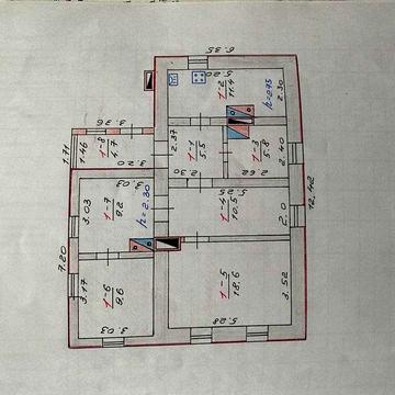 Будинок у селі Лошкарівка