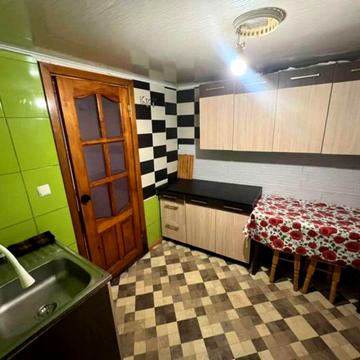 Терміновий продаж частини будинку, можливо під виплату