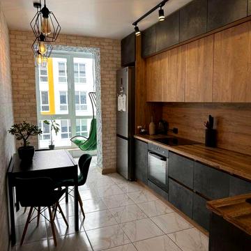 Квартира з якісним ремонтом! Заселений будинок!