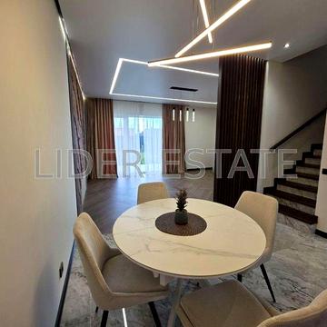 Продаж 4 кімнатного котеджу,таунхауз,Ужгород