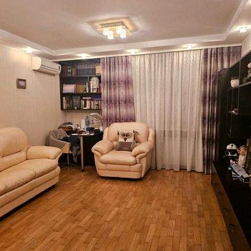 Продаж 2-Х кімн квартира від власника, Малевича, 83, м. Палац Україна