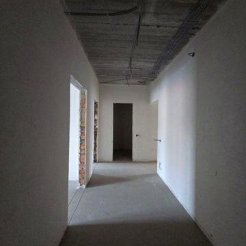 2 кімнатна квартира з частковим ремонтом Короля Данила/ЦЕНТР/ОЗЕРО