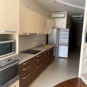 3 комн. Говорова - Парк Победы 3 этаж терасса длительно