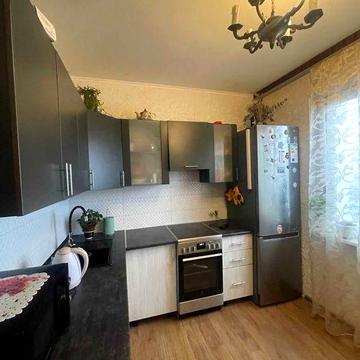 Продаж квартири на вул. Бальзака. Троещина