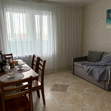 Оренда квартири, метро Харківська, довгостроково, лівий берег