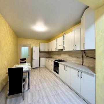 Оренда 2к квартира в центрі міста ЖК Княгинин