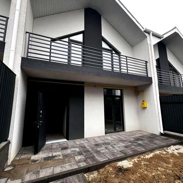 Таунхауси-74м2, с.Чайки. Здані, з комунікаціями. Газом!