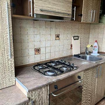 Сдам 2 ком.квартиру в центре 96 квартала ( рядом 95 кв- л, Гагарина)