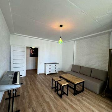 Генератор! 2к (90м2), Ахматової 22, м. Позняки, Осокорки