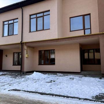 Продам класний котедж в місті! Район радіозаводу