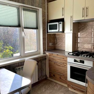 Олександра Поля просп. (Кірова), 56