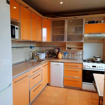 Сдам 3-к квартиру на Салтовке м.Салтовська (м.Героев Труда.