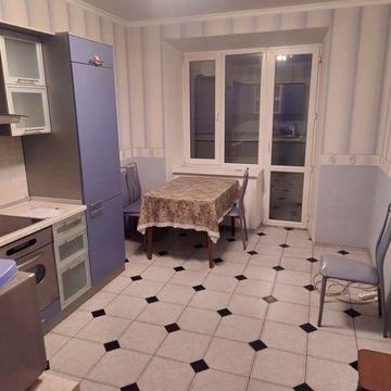 Оренда 2-кімн. кв. Здолбунівська 13, Позняки, Дарницкий р-н.