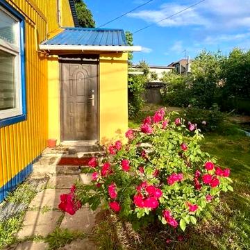 Половина будинку в Рівному, з новим ремонтом та автономним опаленням