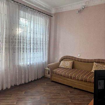 baz-08 Здам 2-к пер Вознесенський