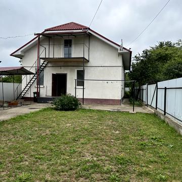 Євгена Коновальця вул., 200