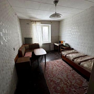 Продам 1 ком. Каменское левый берег 6 этаж (9мик. Общежитие)