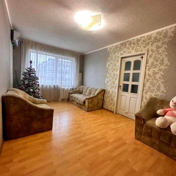 Продам трикімнатну квартиру вул.Малиновського