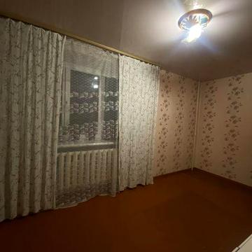 Продаж 3 кімнатної квартири в центрі міста на 2 поверсі