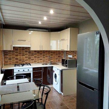 Продам квартиру по ул. Школьная 20