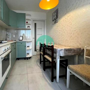 Олександра Довженка вул., 6