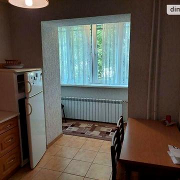 Довгострокова оренда 1к Квартира Широка вулиця