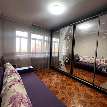 Генерала Безручка просп. (Олеко Дундича), 1