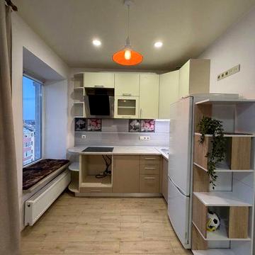 ТОП ЦІНА! Затишна квартира з ремонтом та меблями!