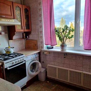 Продам 3-ку на Роганском жилмассиве