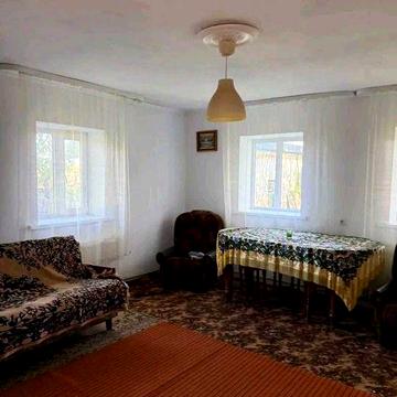 Продаж будинку біля Кременця