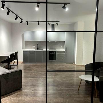 Осіння вул., 33