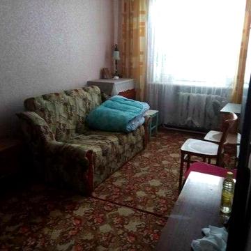 продам 2 к. сталинка в Центре