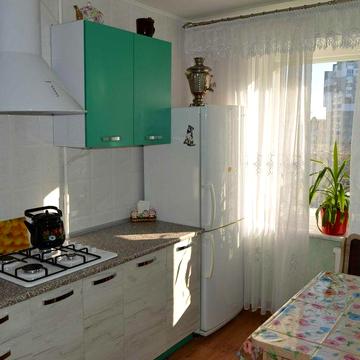 Сдам свою однок. квартиру помесячно, до лета