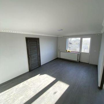 Продам квартиру у передмісті Берегова