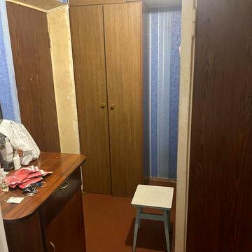 2-К квартира поруч зручна інфраструктура!!!