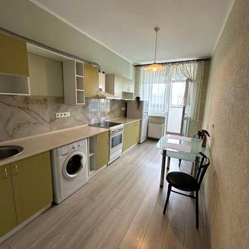 Оренда однокімнатної квартири, Драгоманова 2б, Позняки