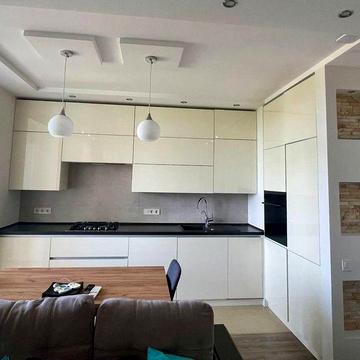 Здам хорошу та сучасну 3х кімнатну квартиру на Озерній!