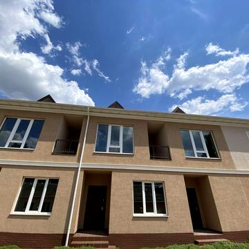 Продам  танхаус (2-х этажную квартиру) ЖК Комфорт +